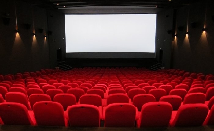 هل تعود الحياة إلى قاعات السينما في تونس؟