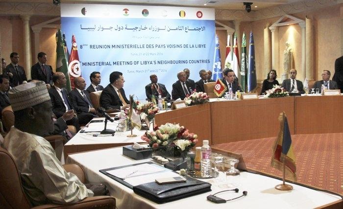 دول جوار ليبيا تؤكّد ضرورة الإسراع بتركيز حكومة وحدة وطنيّة ورفضها لكلّ تدخّل عسكري