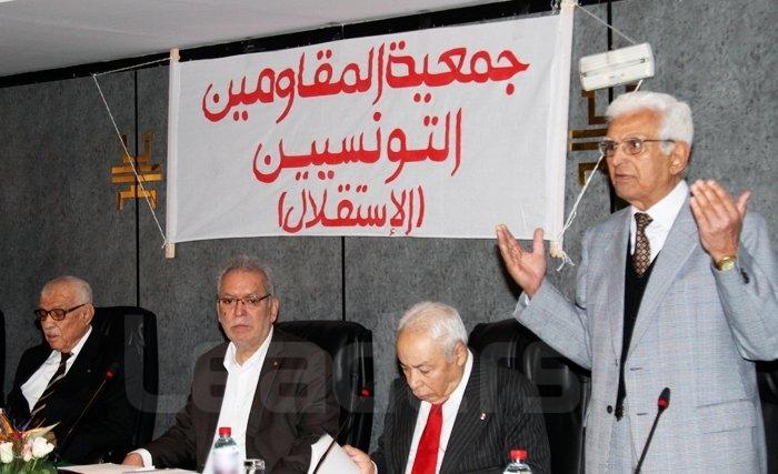 المقاومون التونسيون: من المصلحة مشاركة اتحادي الشغل والصناعة والتجارة في الحكومة