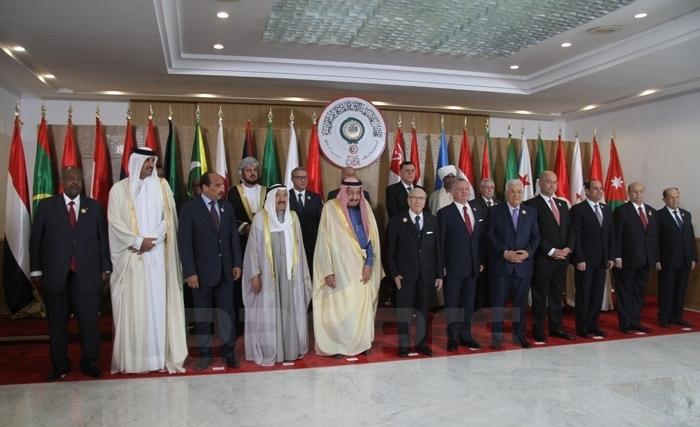 النص الكامل لإعلان تونس الصادر عن القمة العربية العادية 