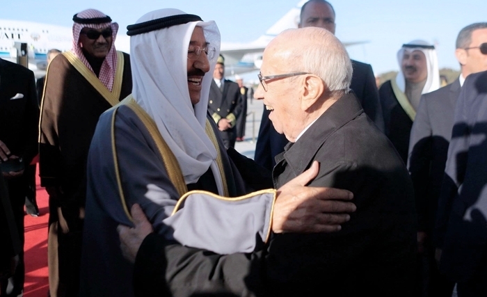 دعوة من قايد السبسي إلى أمير الكويت لأداء زيارة دولة لتونس