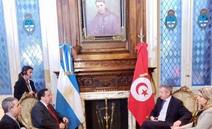 الجهيناوي يلتقي رئيس مجلس النواب الأرجنتيني 