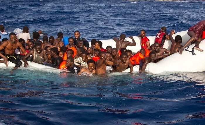 وفاة 70 شخصا على الأقل من الأفارقة إثر غرق مركب هجرة غير شرعية في سواحل صفاقس