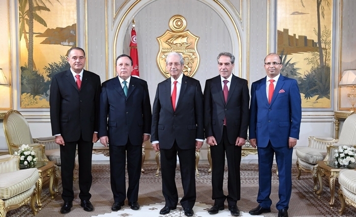 الرئيس محمّد الناصر يسلّم أوراق اعتماد سفراء لتونس