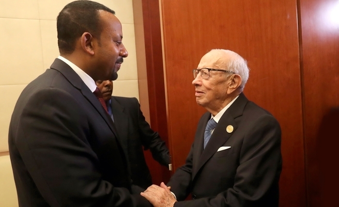 آبي أحمد الوزير الأوّل الأثيوبي الحاصل على جائزة نوبل للسلام لسنة 2019 وعلاقته الوطيدة بتونس