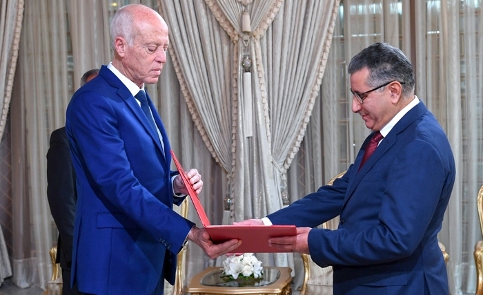 تسليم أوراق اعتماد سفيرين جديدين لتونس