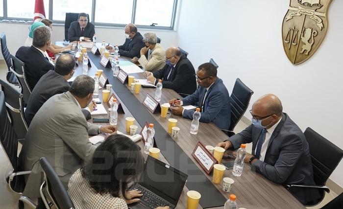 قبيل مغادرة الوزارة: سليم العزابي يشرف على الجلسة التأسيسية للصندوق التونسي للاستثمار