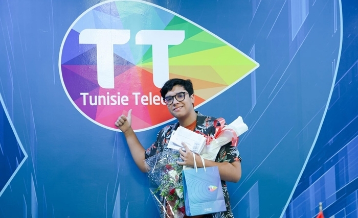 اتصالات تونس تكرم أفضل صاحب معدل في امتحان الباكالوريا 2024، ابن إحدى موظفات الشركة