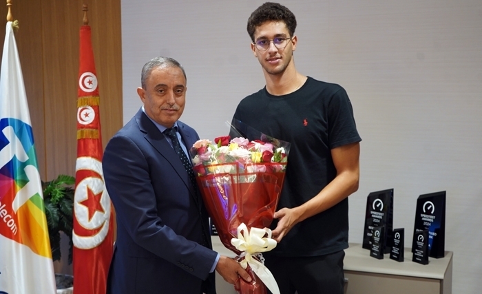 اتصالات تونس توقّع اتفاقية شراكة مع البطل العالمي أحمد الجوادي اتصالات تونس توقّع اتفاقية شراكة مع البطل العالمي أحمد الجوادي