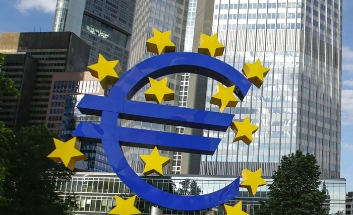 صدمة الطاقة قد تؤدي إلى تغيير مسار السياسة النقدية للبنك المركزي الأوروبي  