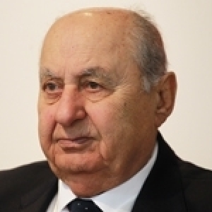 الصادق شعبان في مناقب أستاذه العميد الصادق بلعيد.. بصمة الكبار