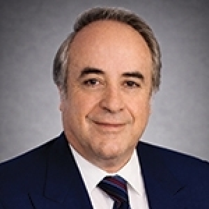 عبد الحفيظ الهرڨـام - عبد الرزاق الكافي، بين الصرامة والظرف: ملامح سيرة رجل دولة (ألبوم صور)